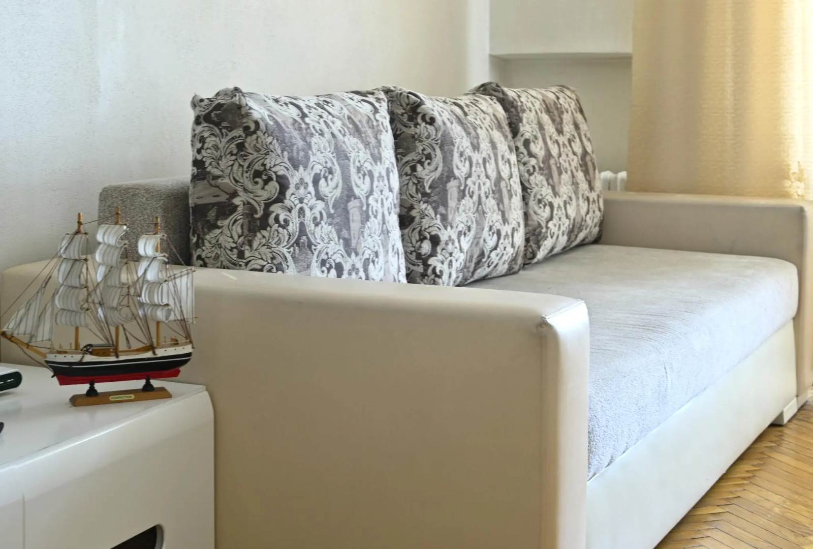 Апартаменты в башне на улице Кирова 1