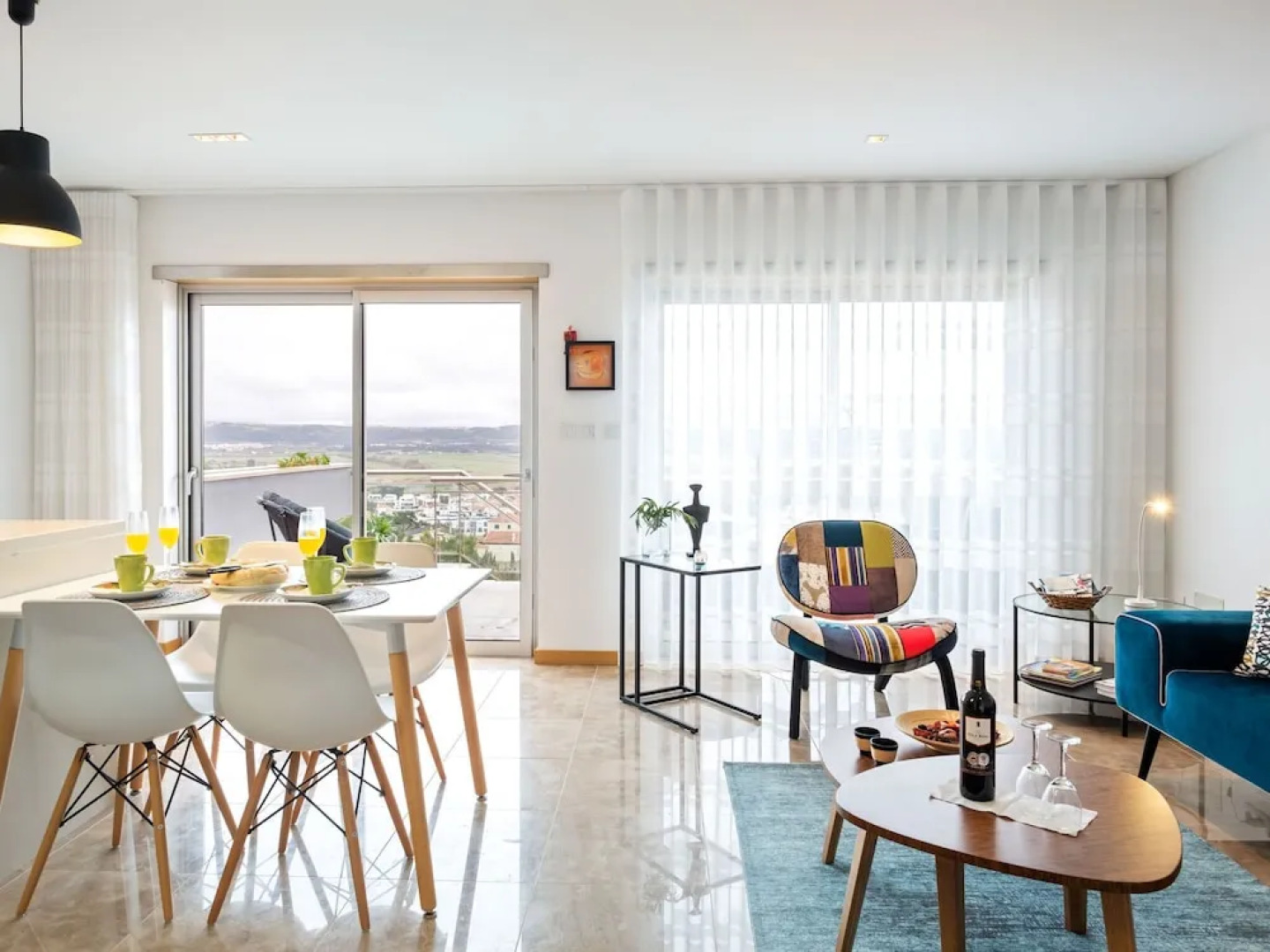 Comfortable Holiday Home Within Walking Distance of the bay of Sao Martinho