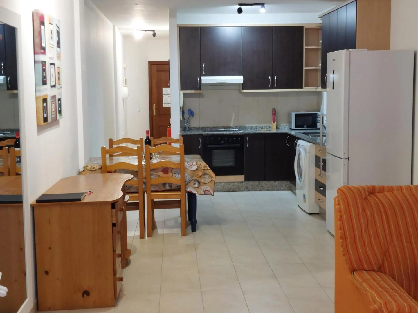 Vv Hoony Mugler wifi free private parking aire acondiciony