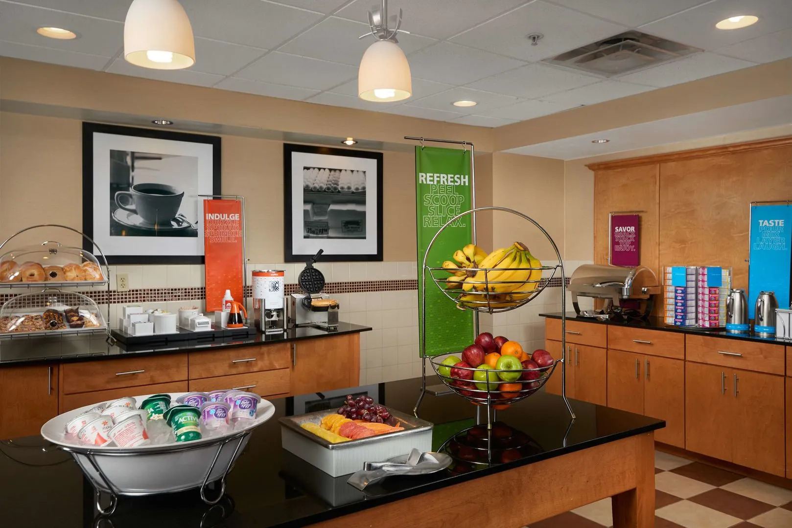 Hampton Inn & Suites Canton