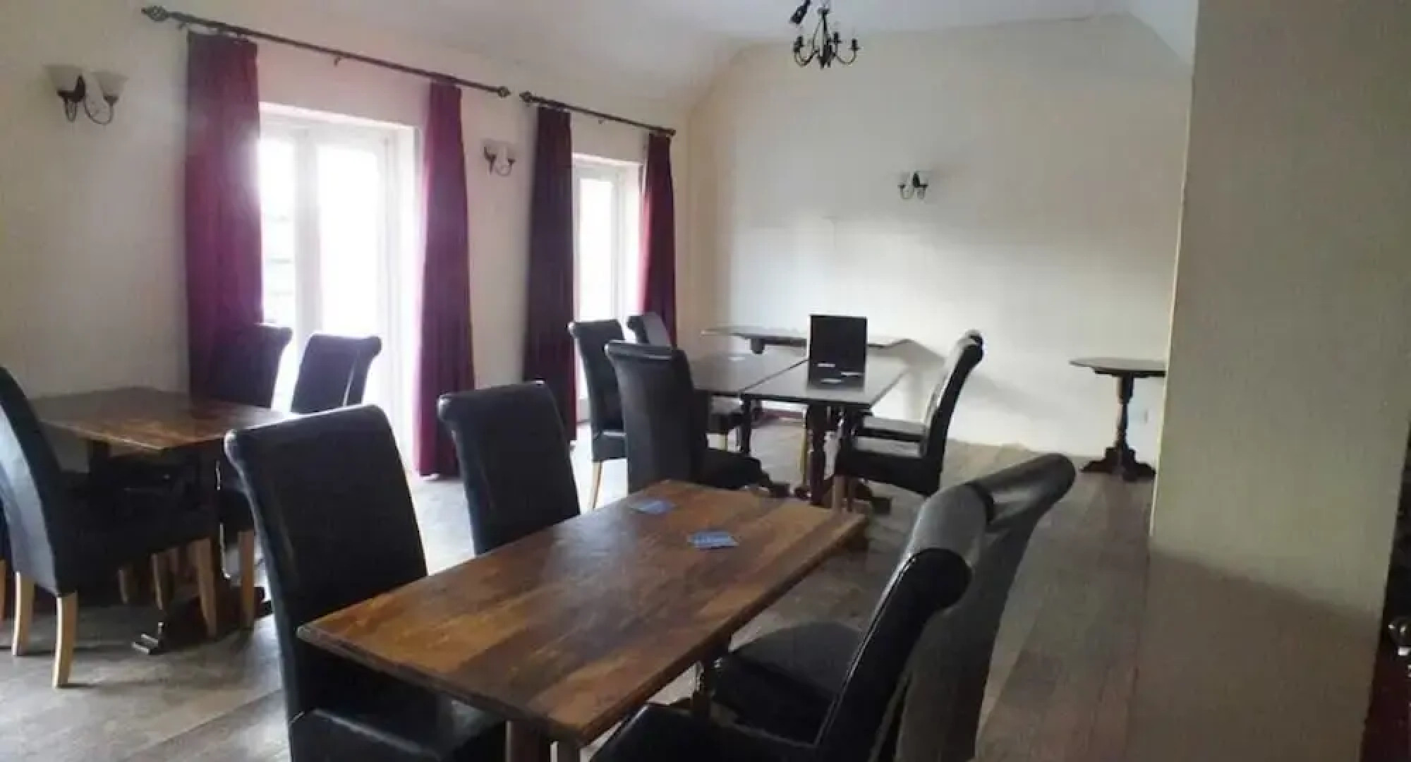 OYO The Watermans Arms Hersham