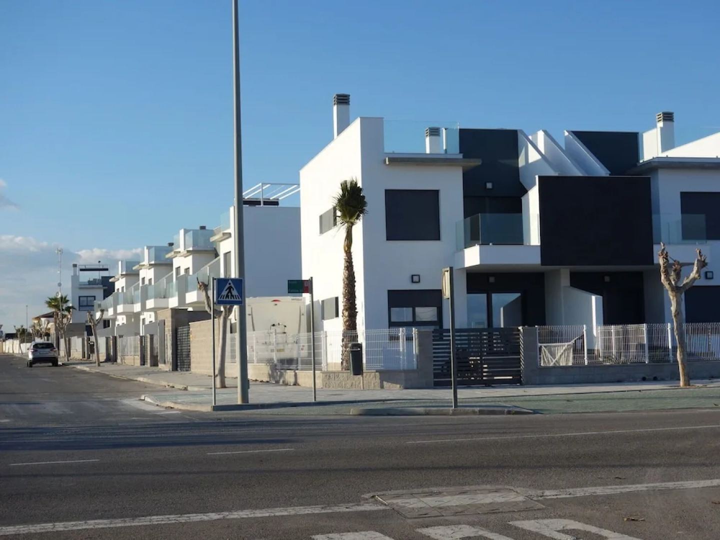 Modern Holiday Home With two Terraces and a Shared Swimming Pool
