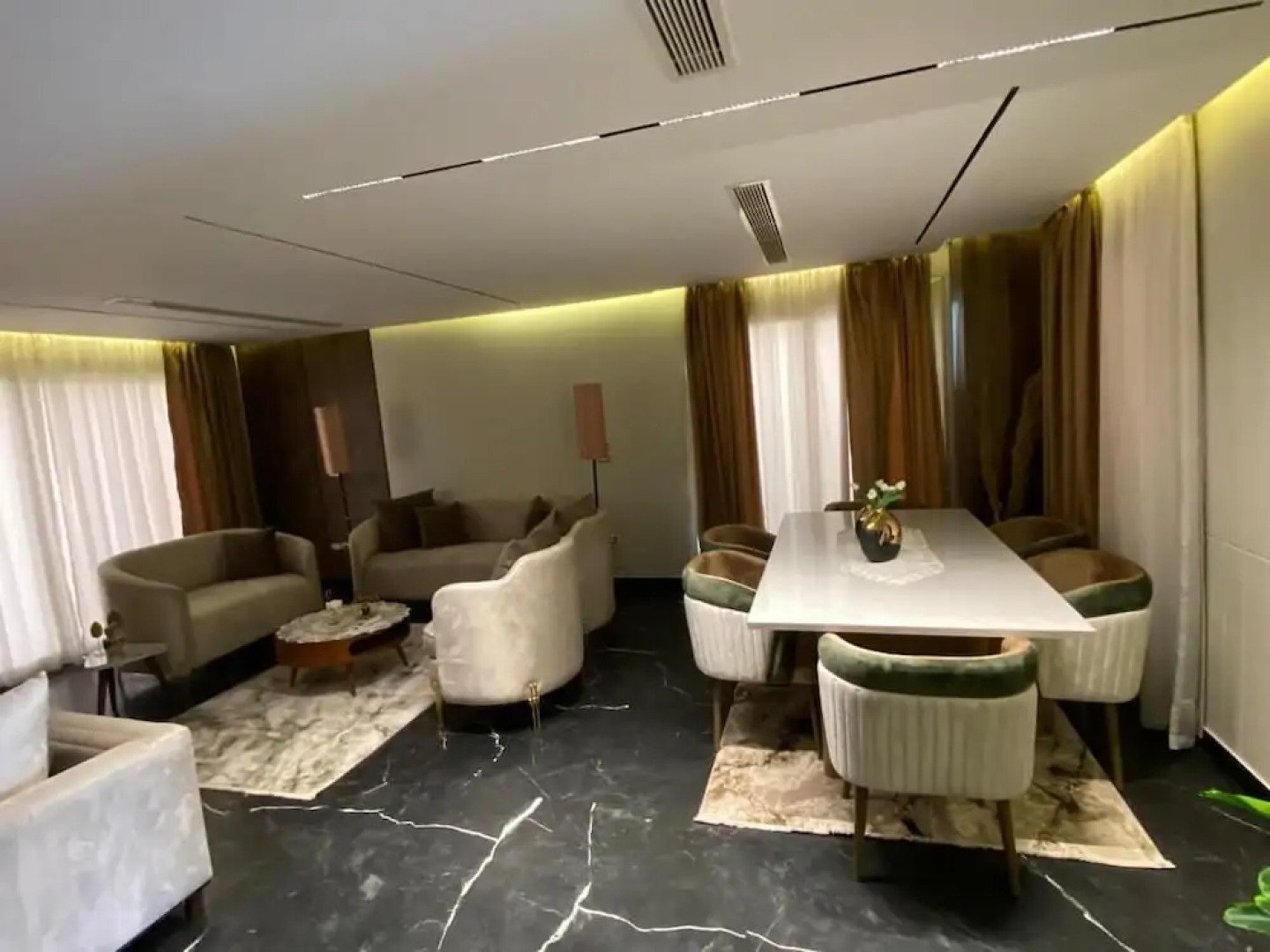 Villa in palm hills-the crown