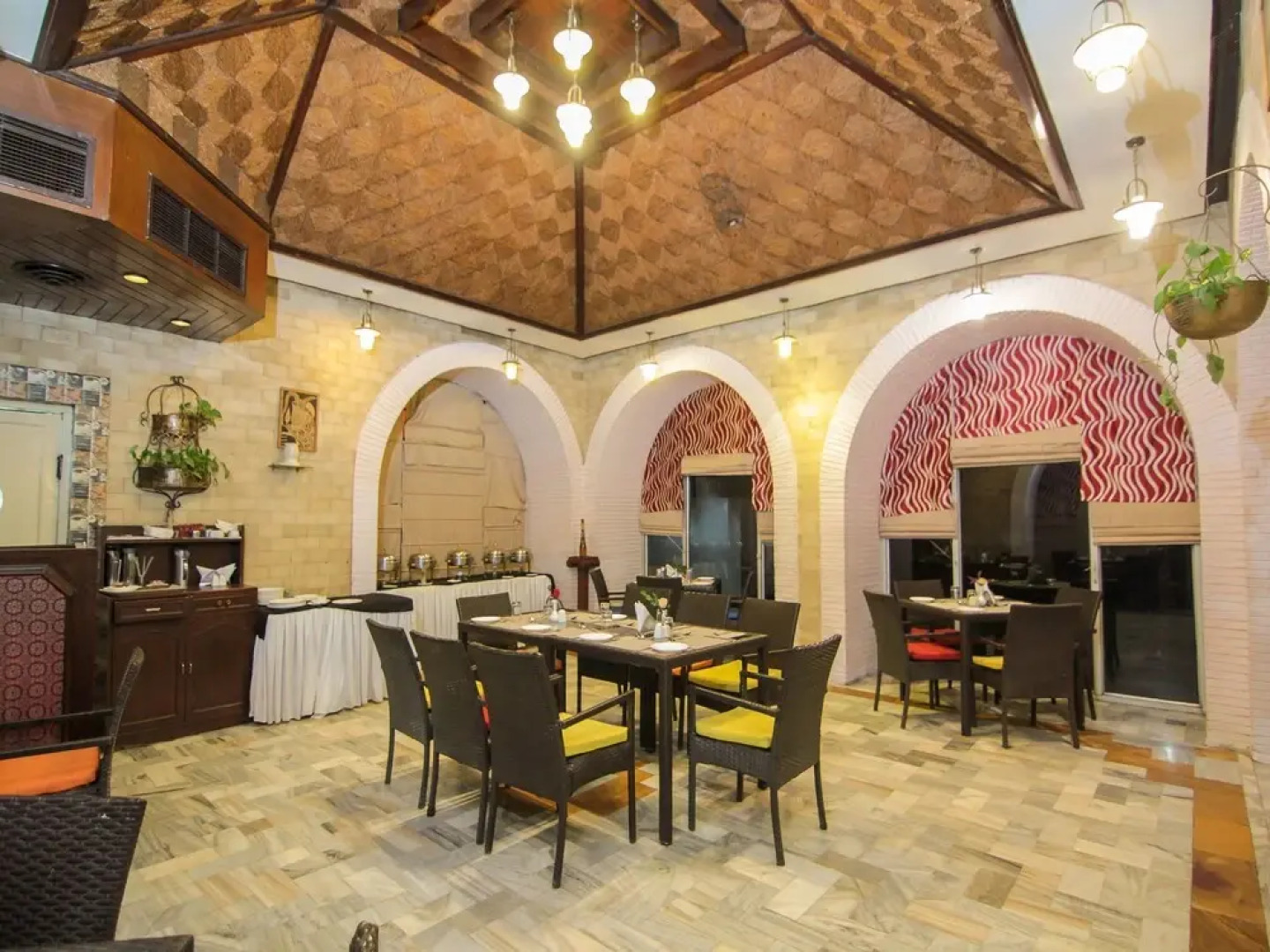 OYO 8771 Hotel Allahabad Regency