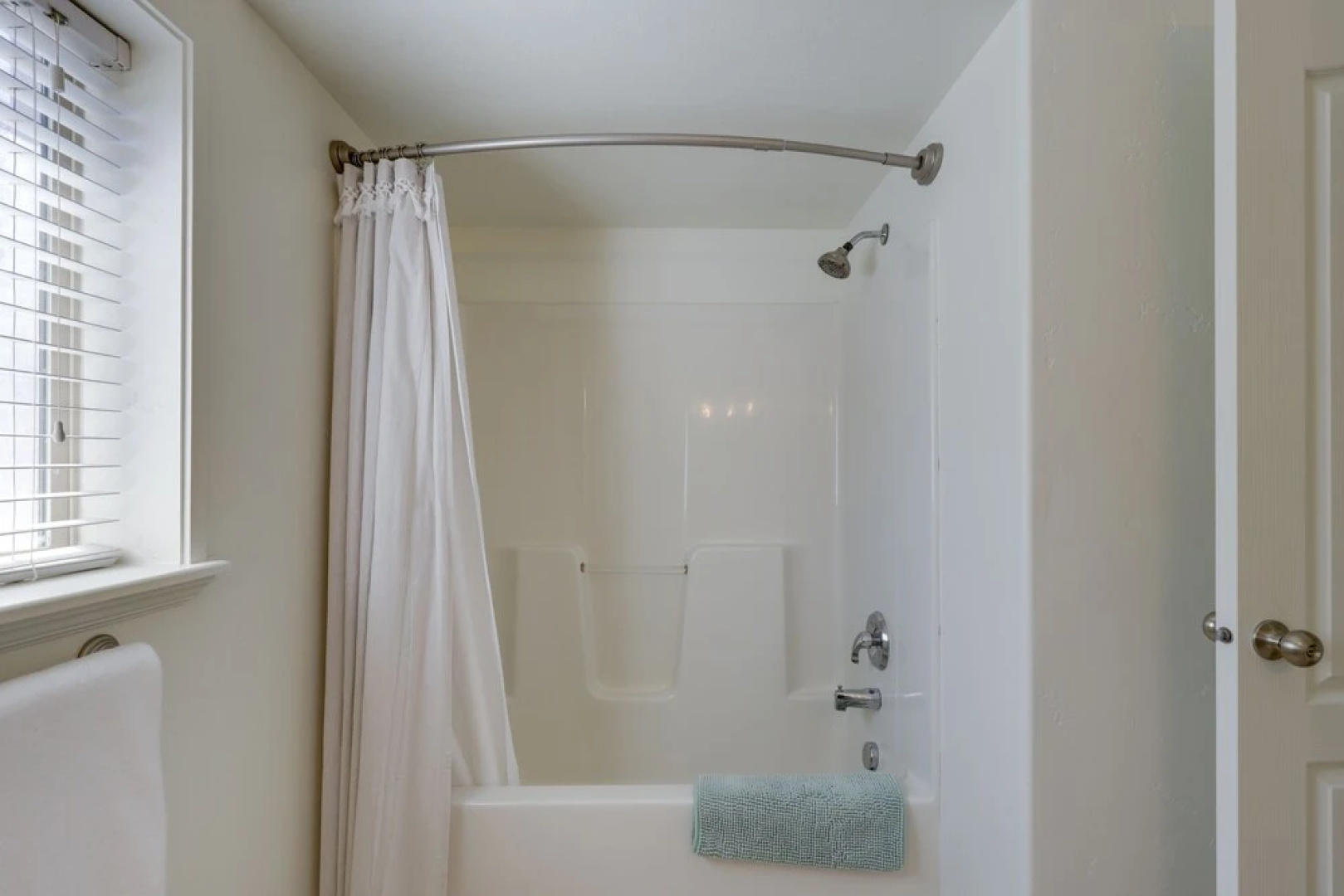Orem Vacation Rental w/ Shared Yard & Hot Tub