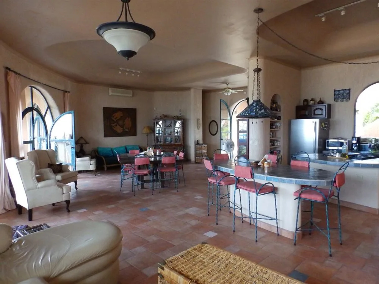 Casa Kootenay Waterfront BnB