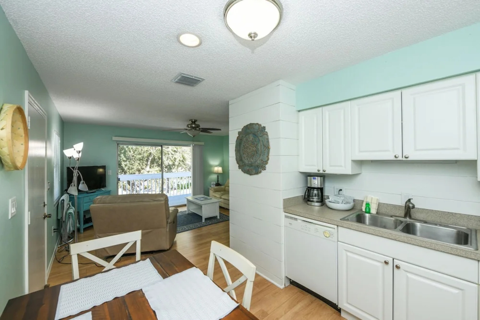 Seashell Chateau by Beachside Management