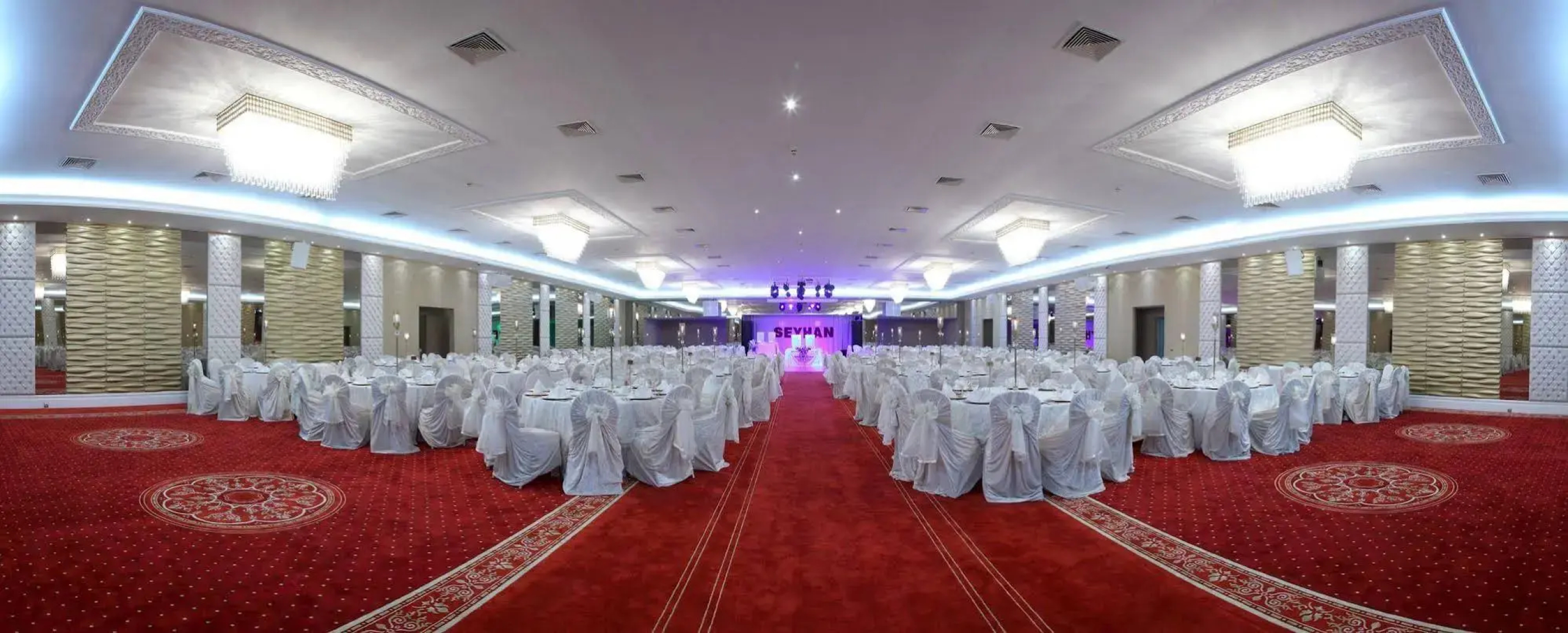 Seyhan Hotel
