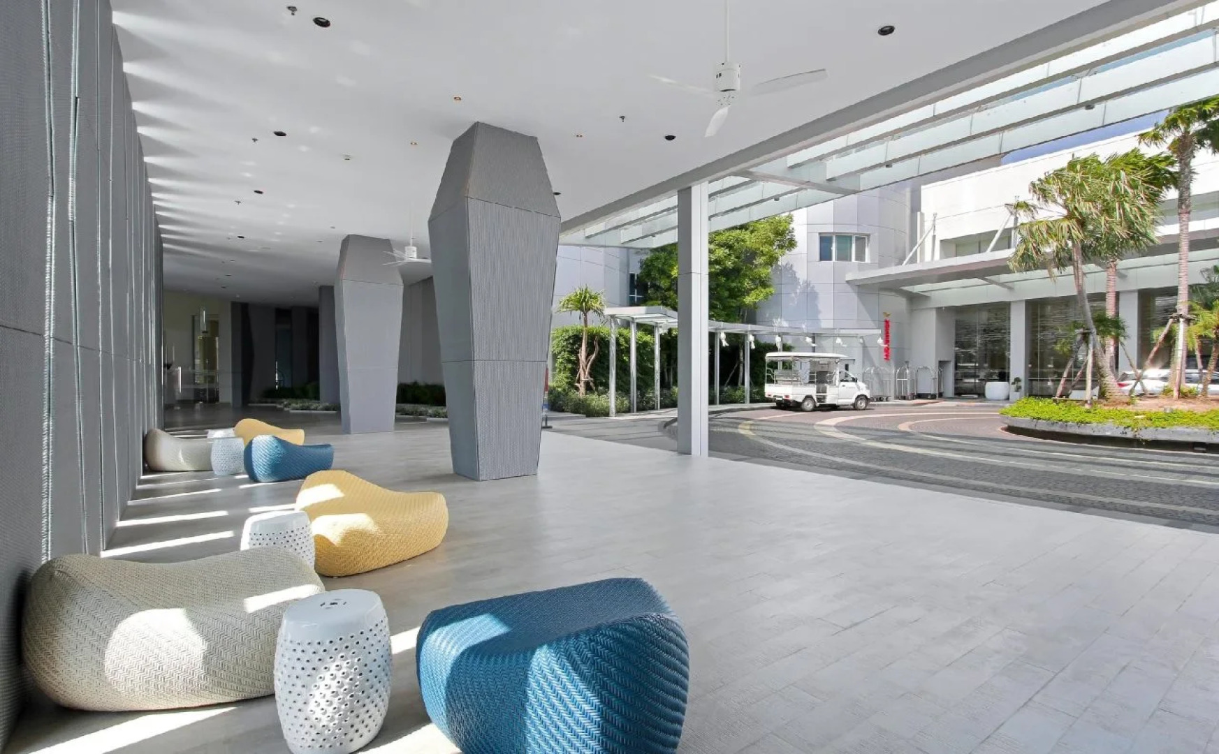 White Sand Beach Residences Pattaya