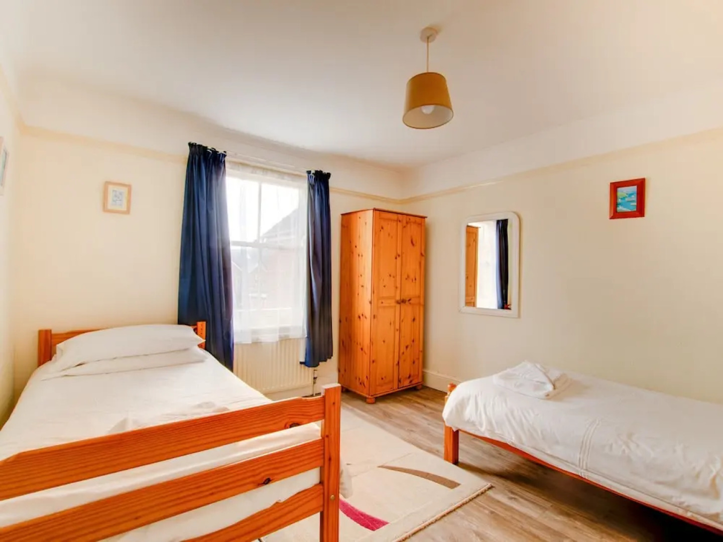 Chic Holiday Home in Swanage With Garden