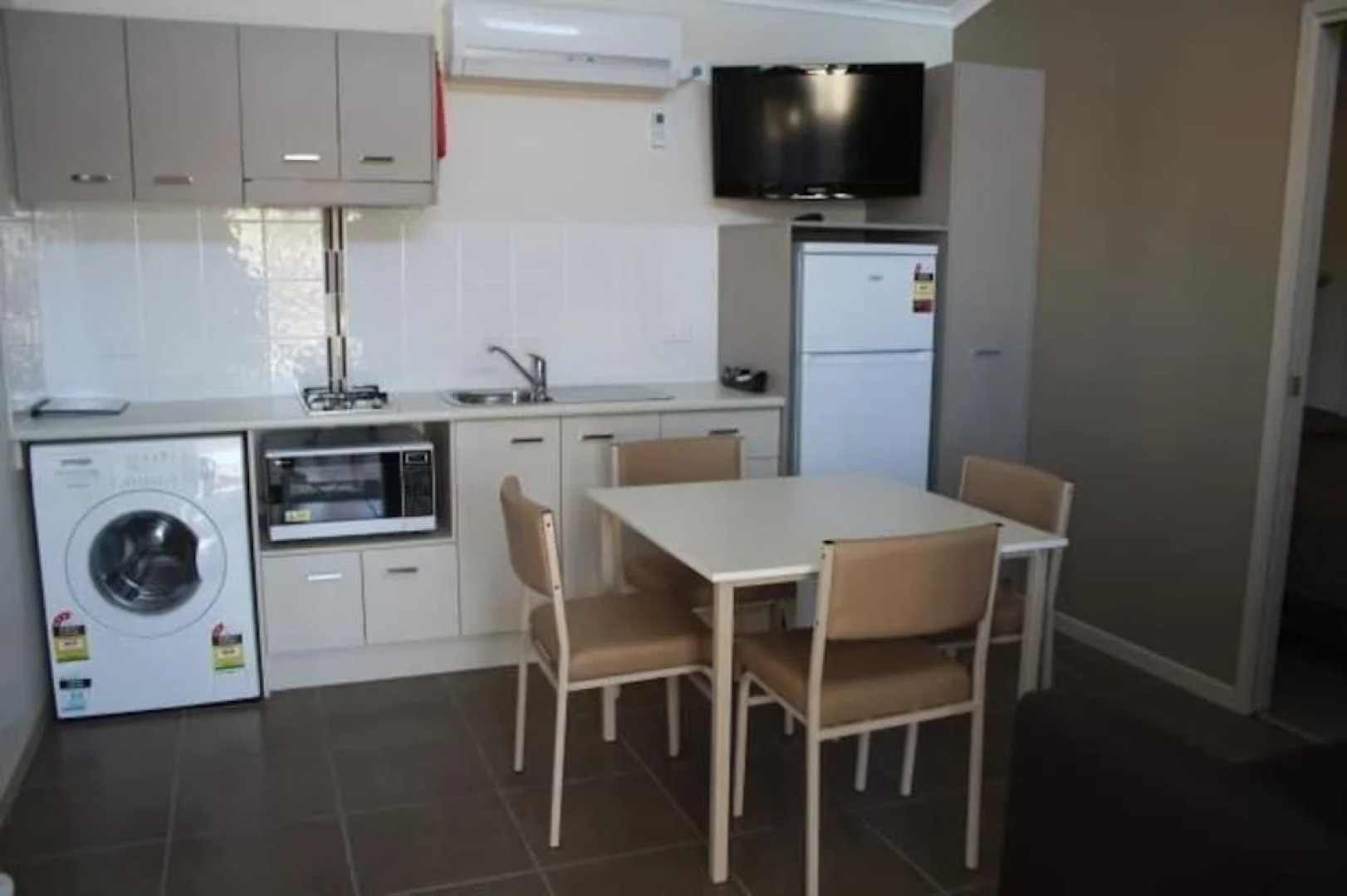 The Bowlo Holiday Cabins