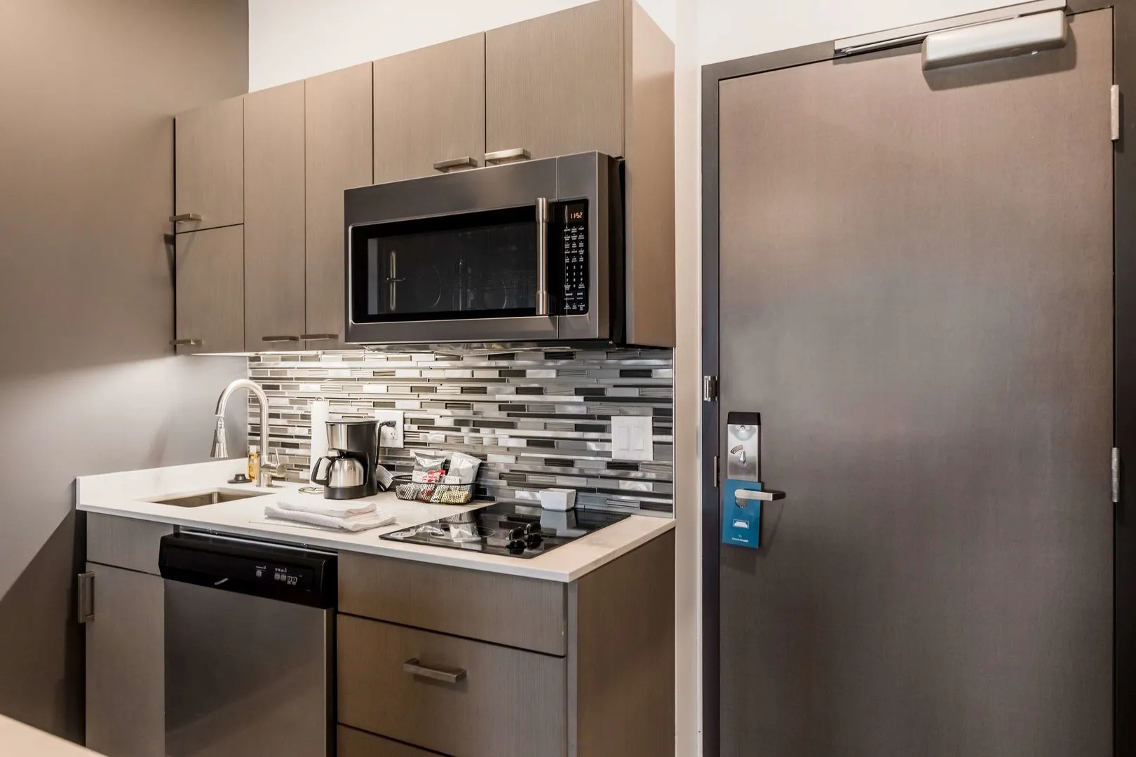 Hyatt House Winnipeg-South/Outlet Collection