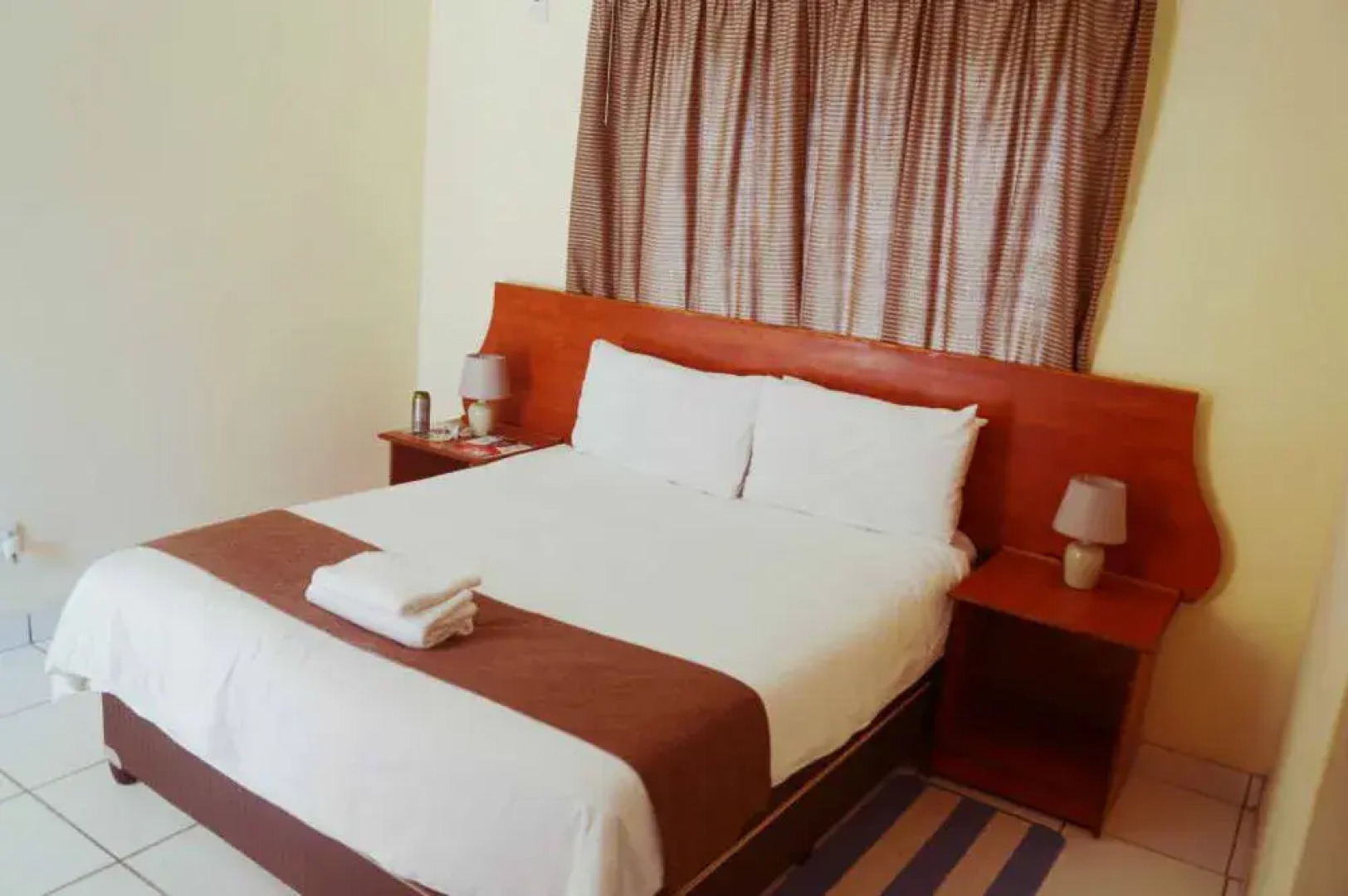 Qhwigaba Guest Lodge