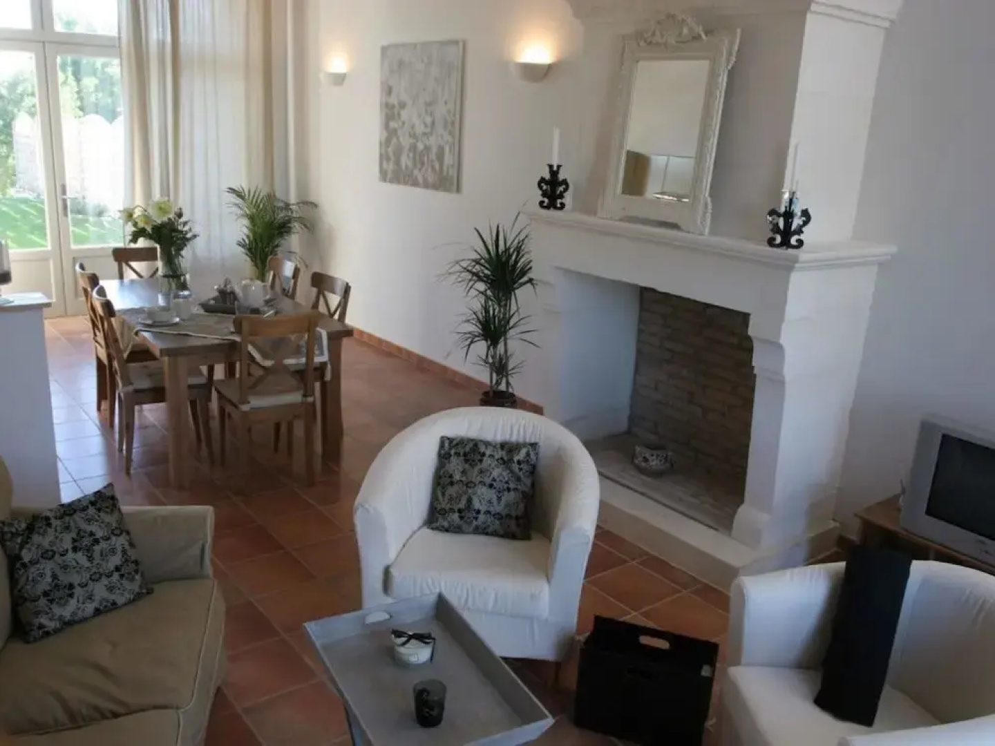 Villa in France With Private Pool & Garden
