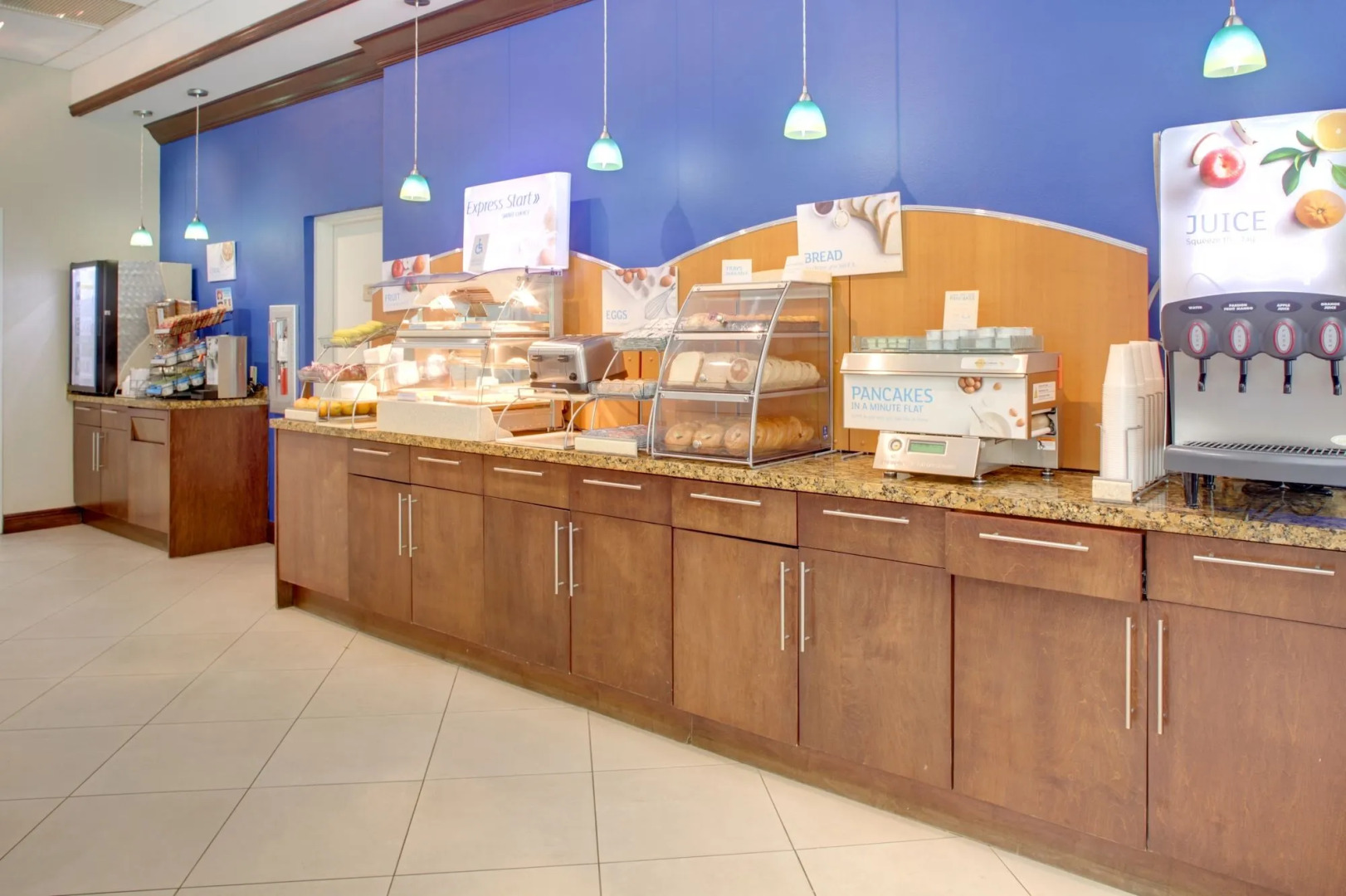 Holiday Inn Express & Suites Kendall by IHG