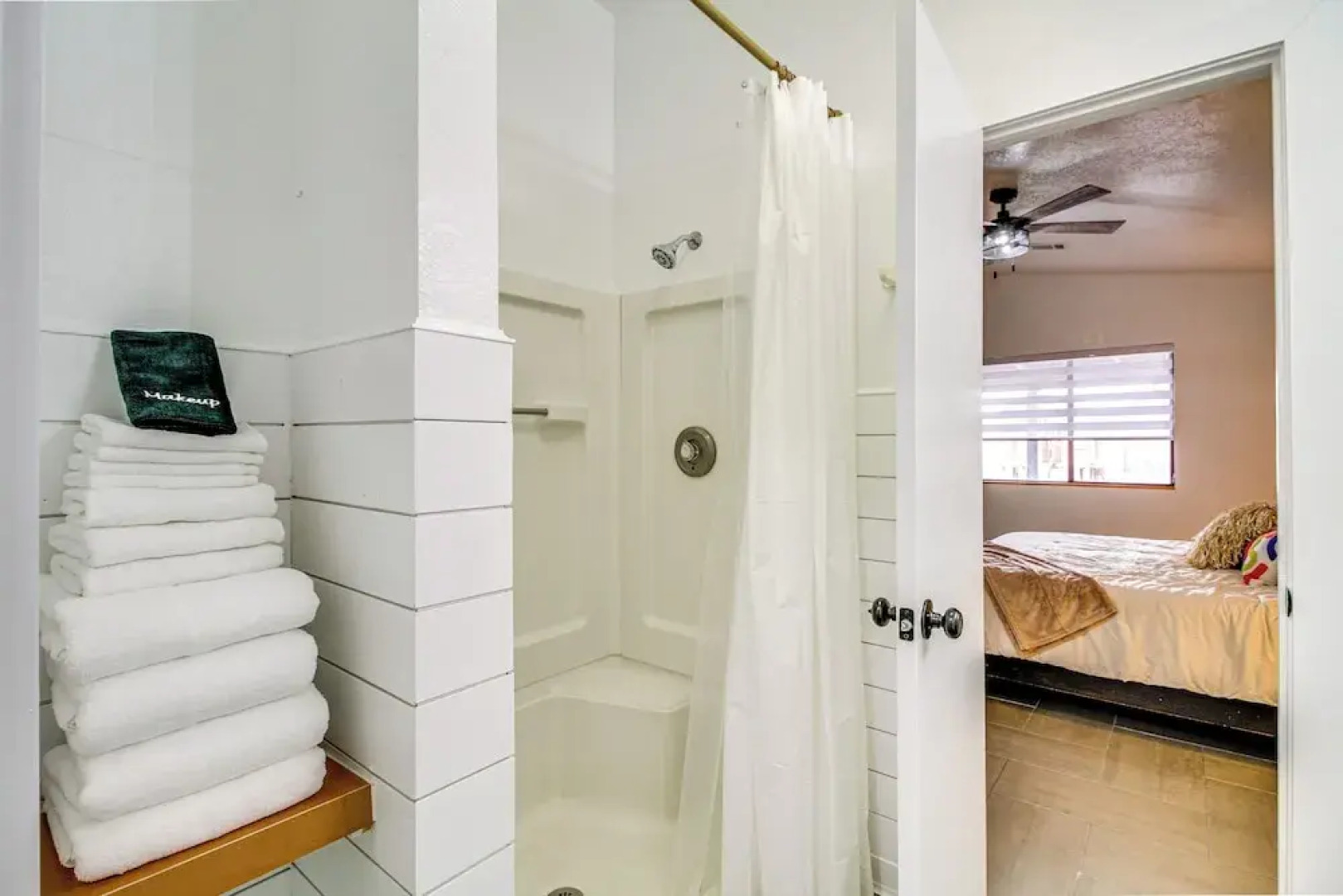 2 Mi to Petroglyph Natl Monument: Updated Home