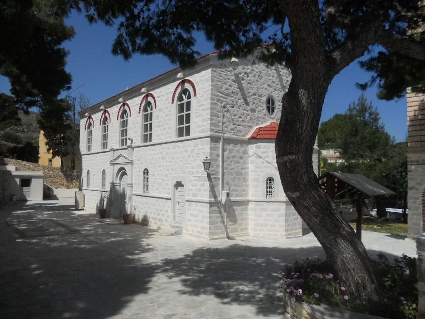 Enchanting Island House on Syros Island, Chroussa Village Surrounded b