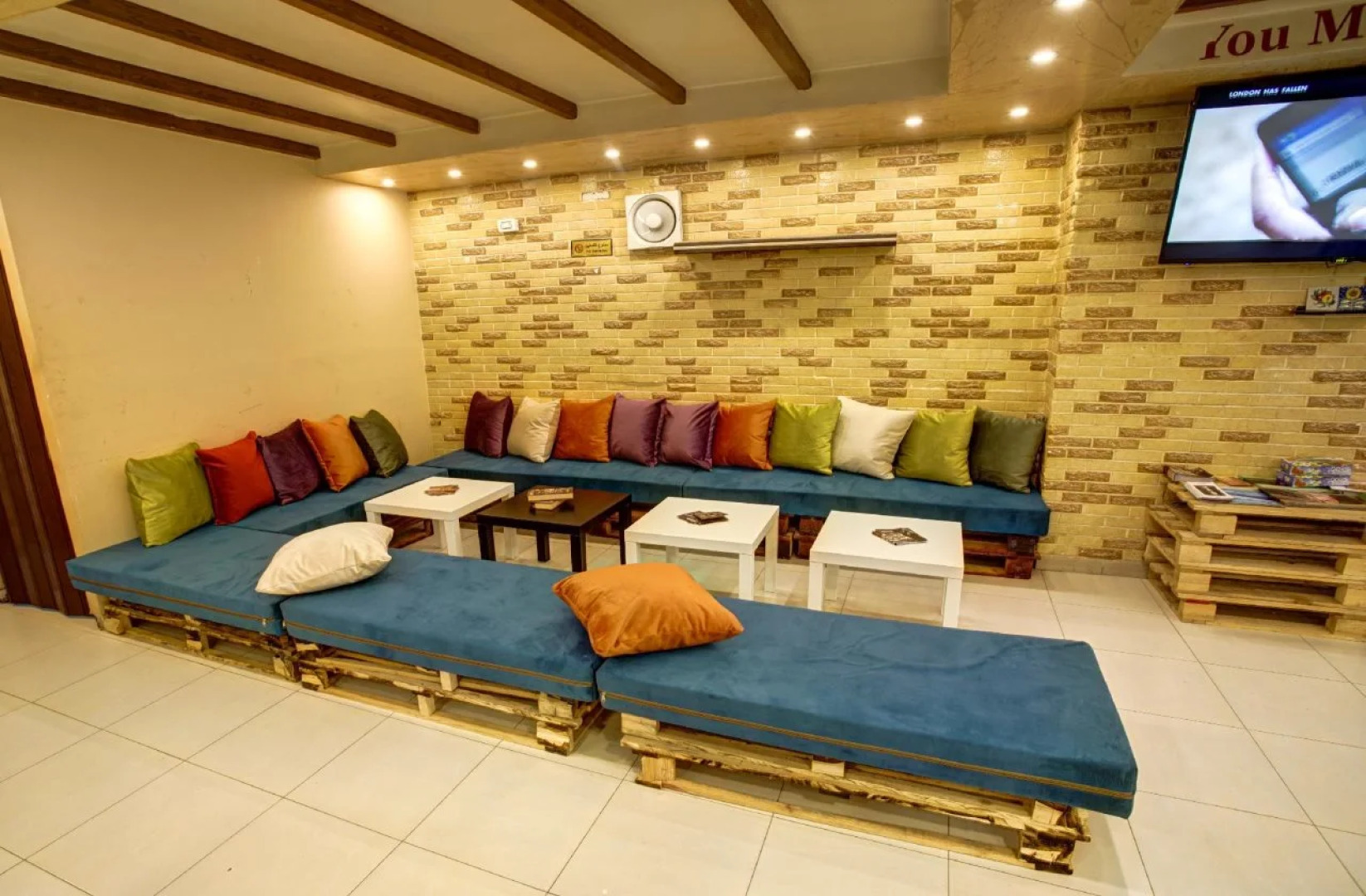 Petra Capsule Hostel