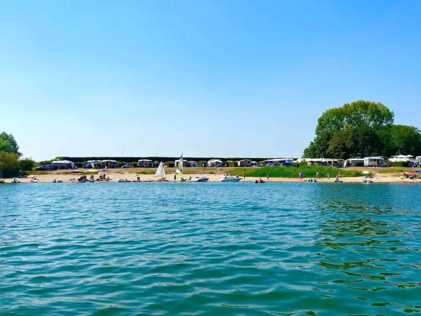 Chalet on the Recreational Lake and the Veluwe