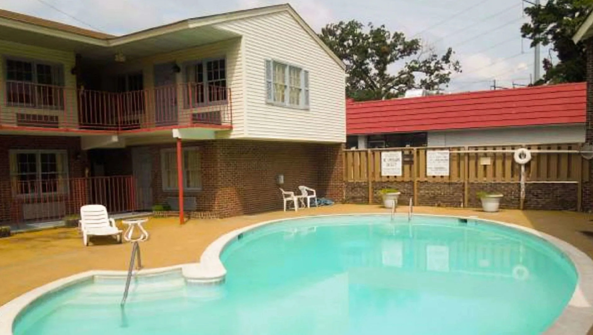 Capt. John Smith Inn