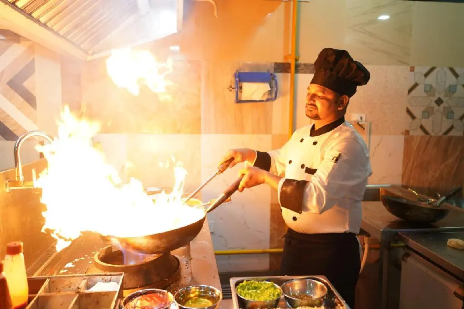 Hotel Idhayan Palace