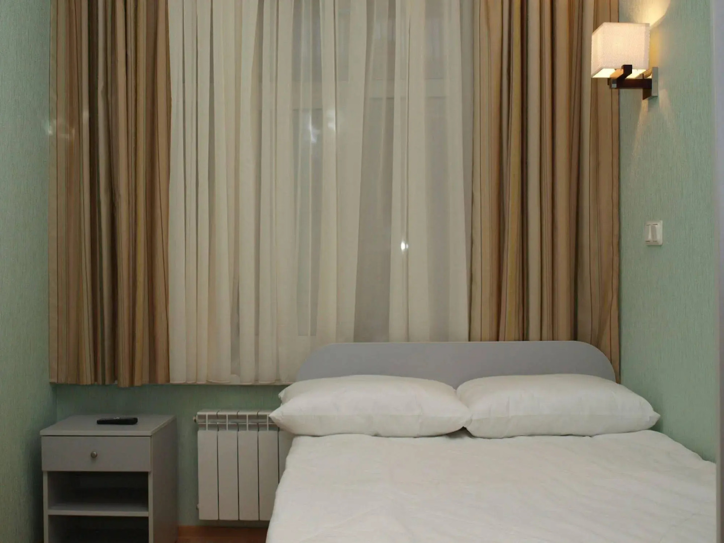 Невский просп., 105