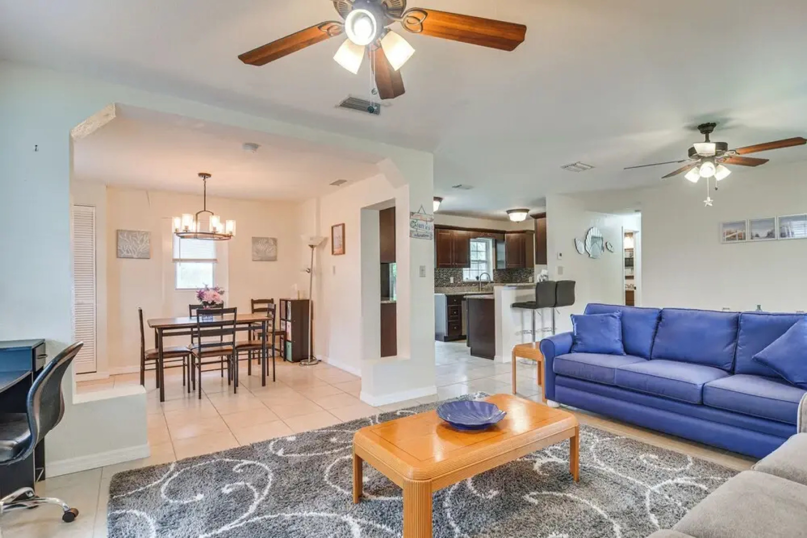 Charming Seminole Home w/ Patio: 6 Mi to Beaches!