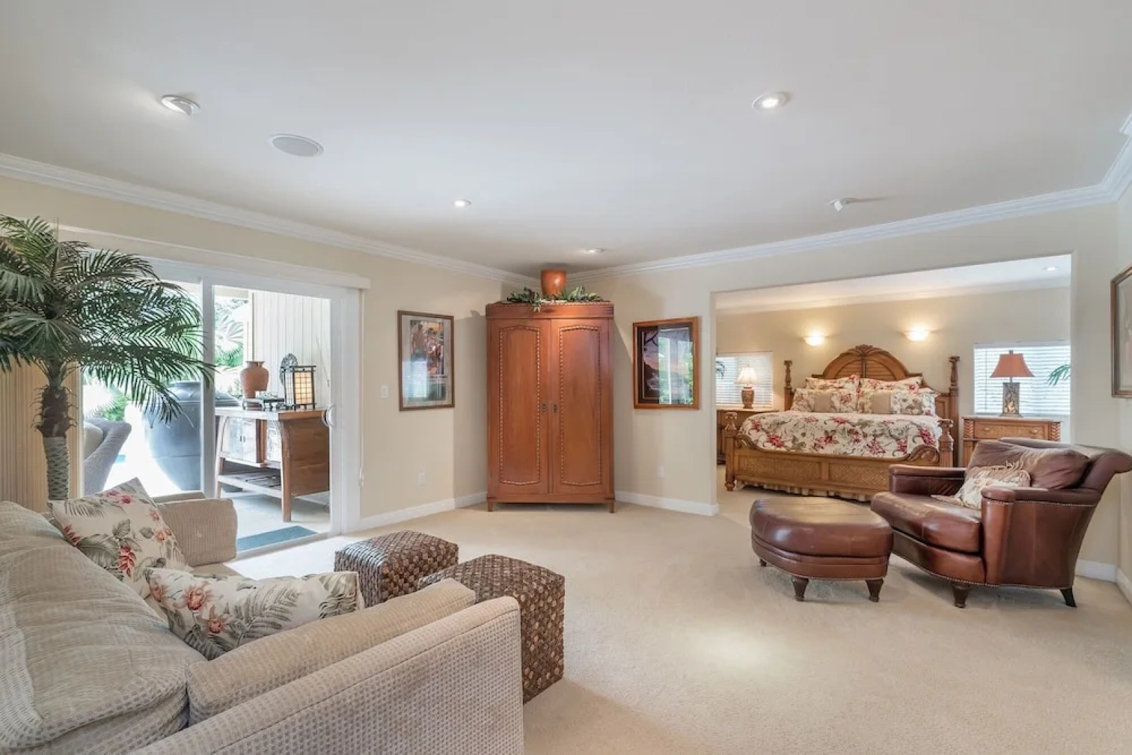 Kailua Beachside 4 Bedroom Home by RedAwning