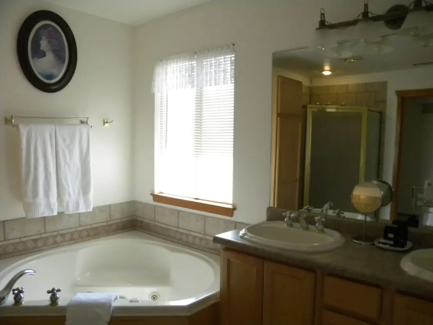 Dancing Moon Bed & Breakfast