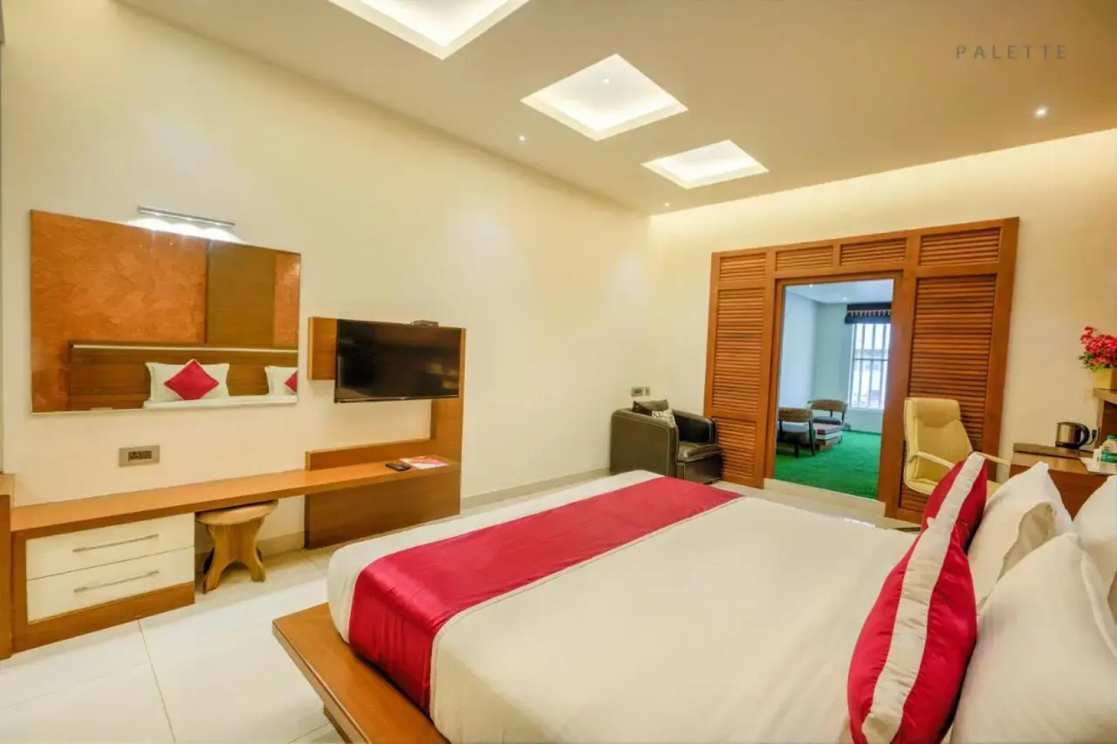 Hotel Pioneer Grand Palace