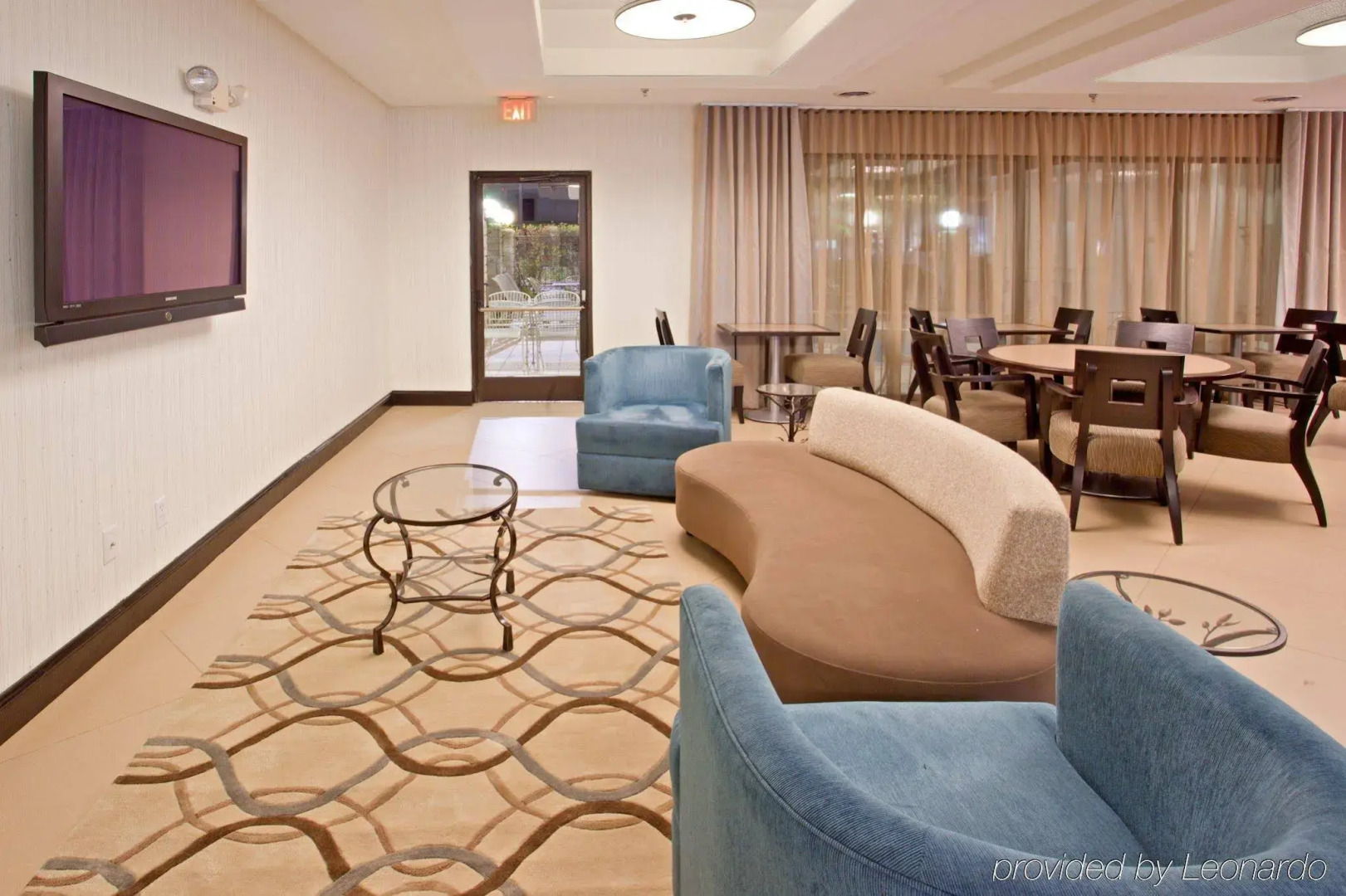 Holiday Inn Express & Suites College Station by IHG