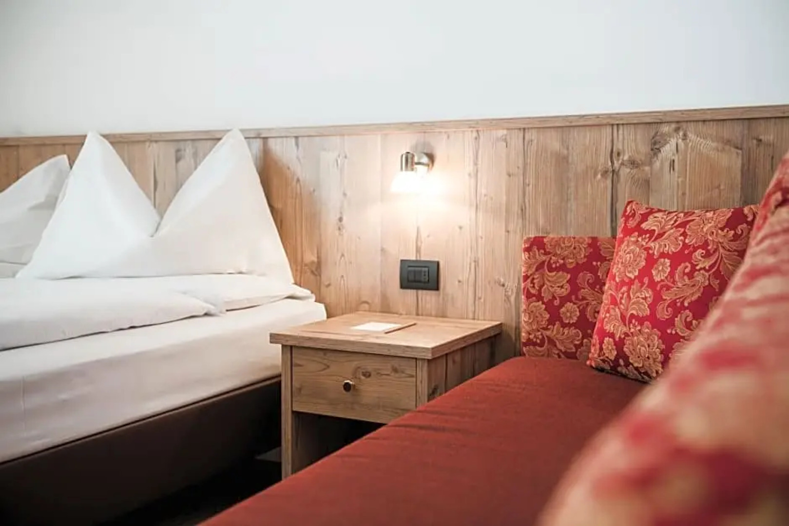 Laguscei Dolomites Mountain Hotel