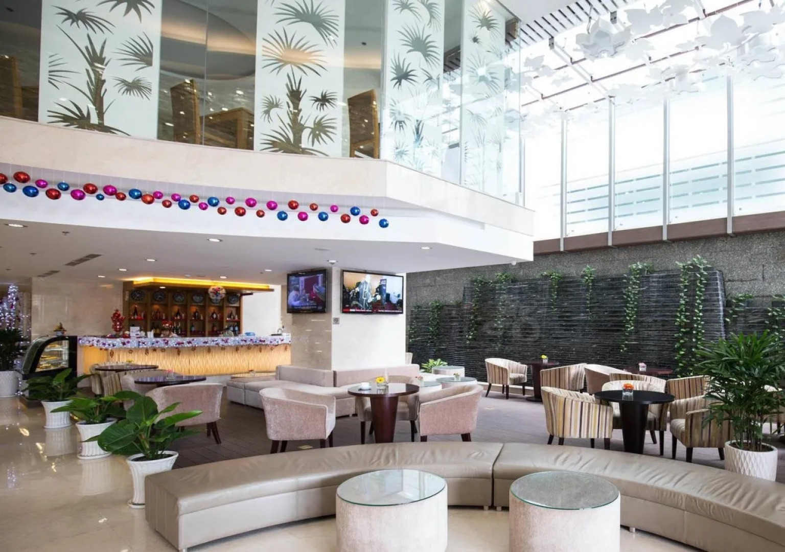 Eden Star Saigon Hotel