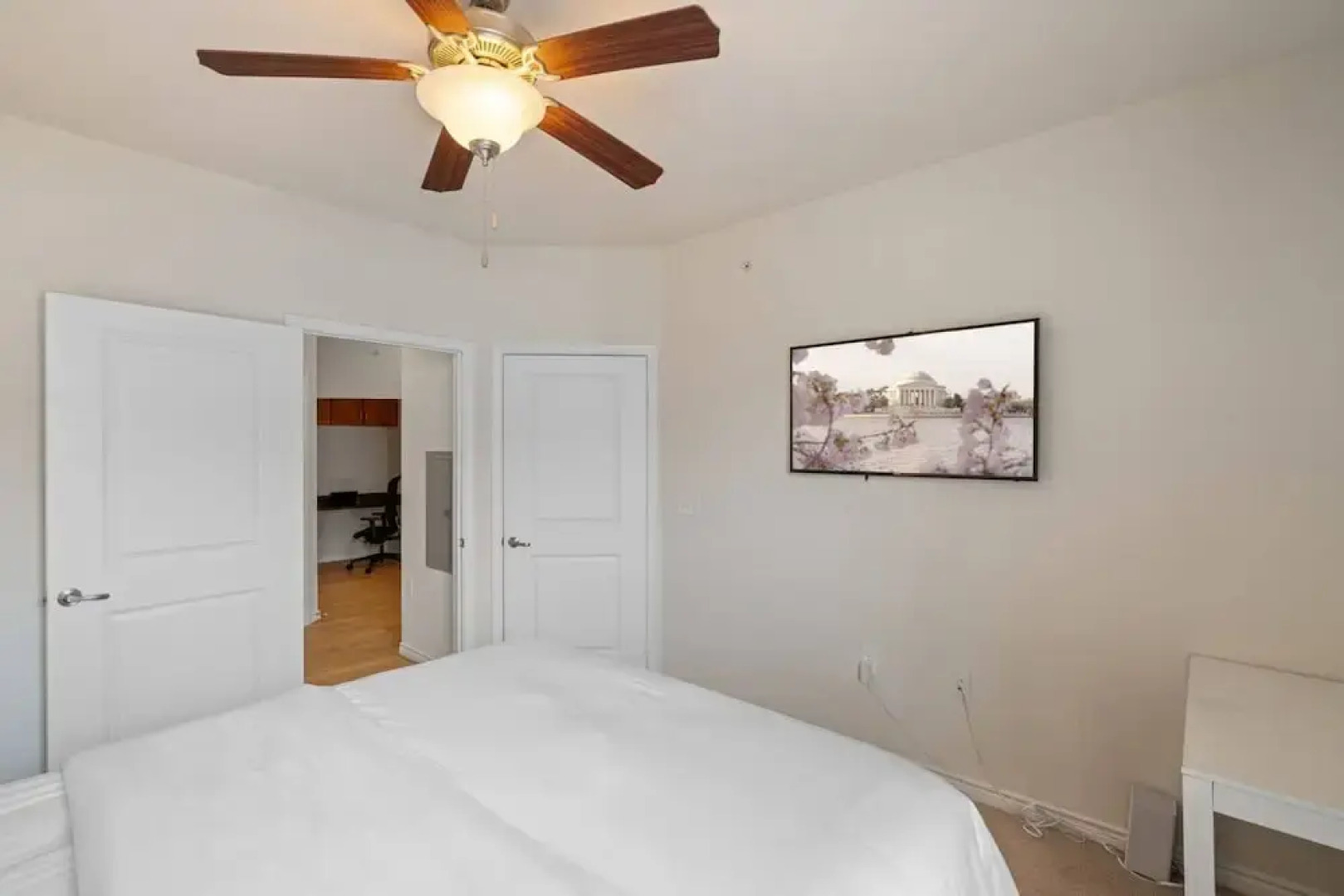 Luxury Penthouse of Lorton VA