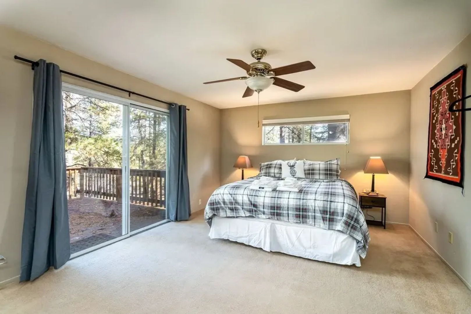 Wolf Den - Check out the Beach, Country Club, Golf Course Enjoy the Wifi, Central Heat and Air Conditioning. Near Yosemite by Redawning