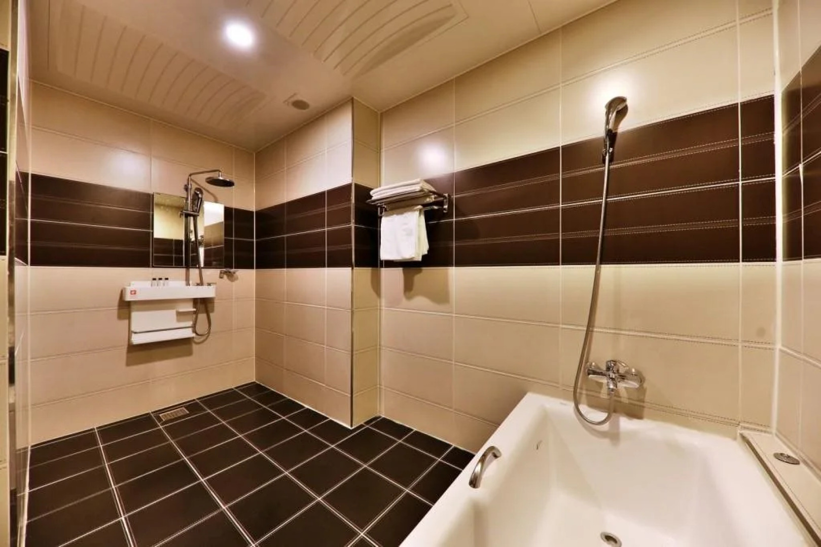 Cheongju The Mark Hotel