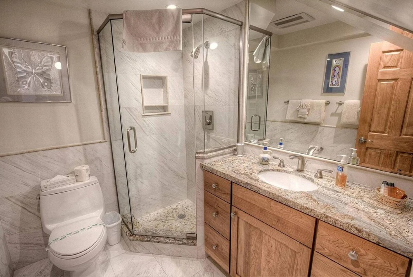 Cartwright Corner Condo by Lake Tahoe Accommodations