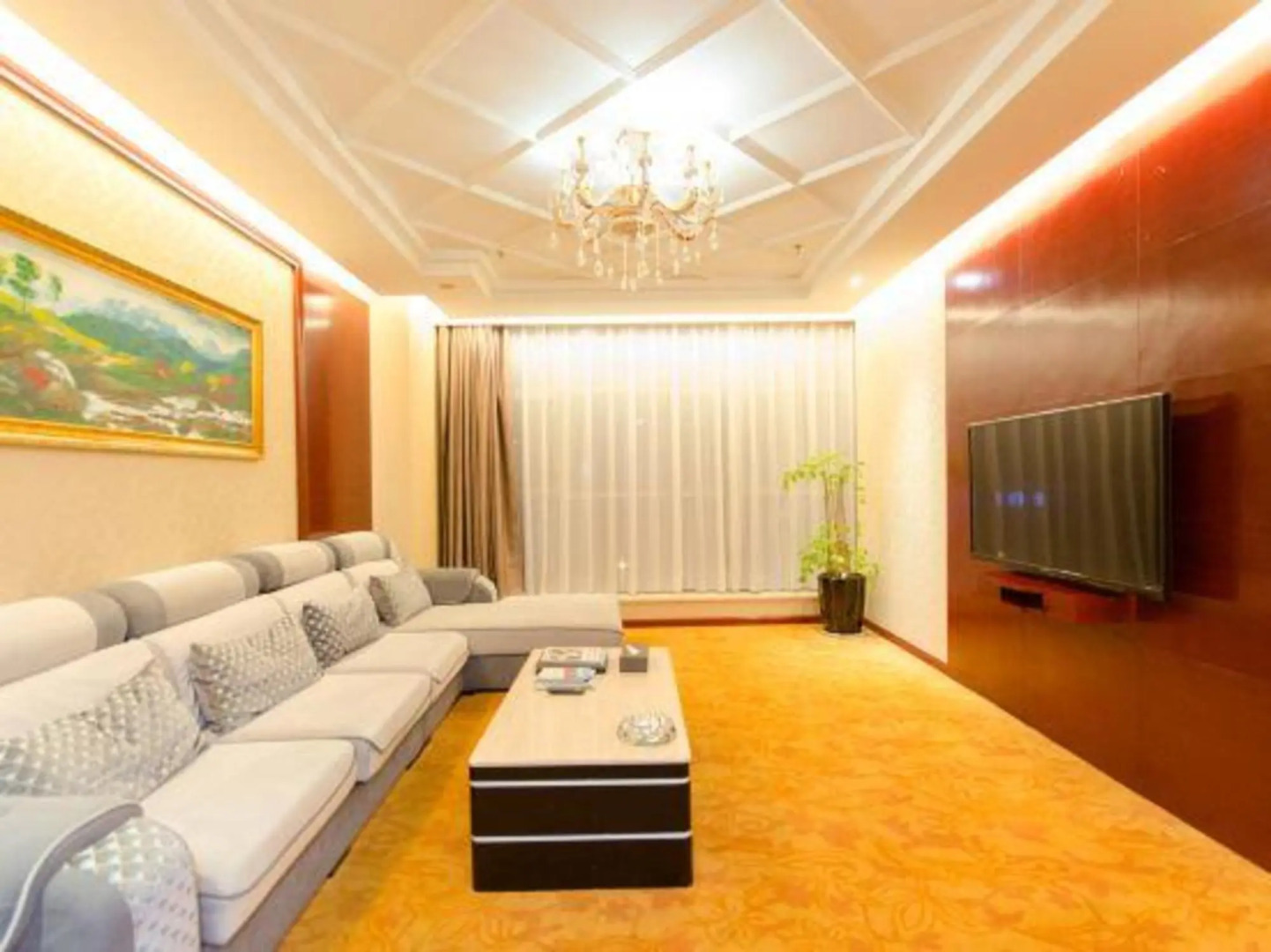 Hua Tai Jin An International Hotel