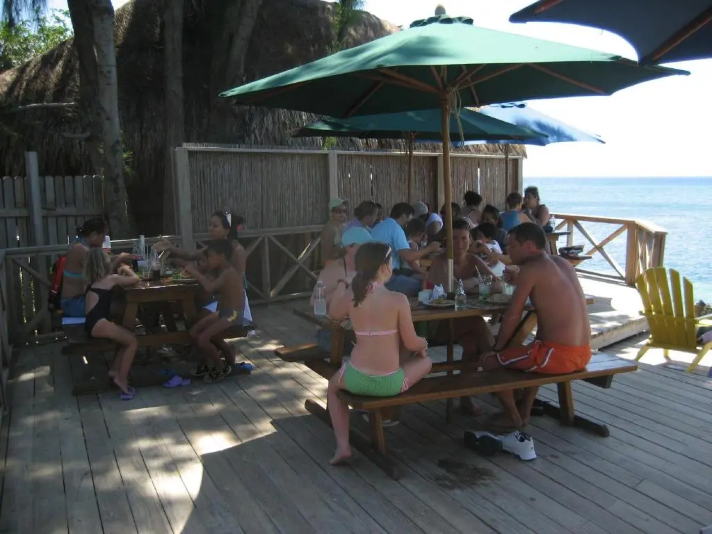 Las Rocas Resort And Dive Center