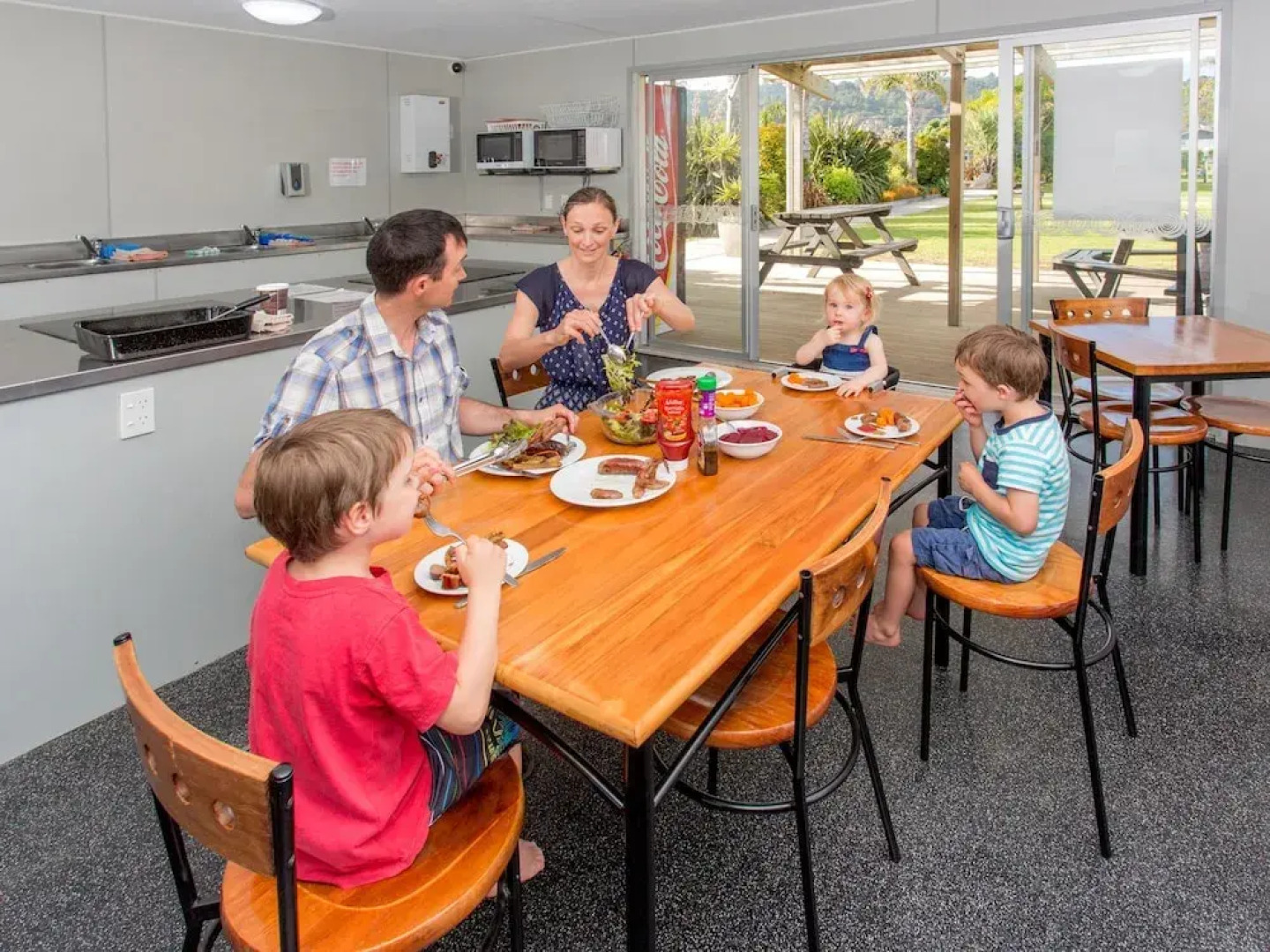 Tasman Holiday Parks – Beachaven