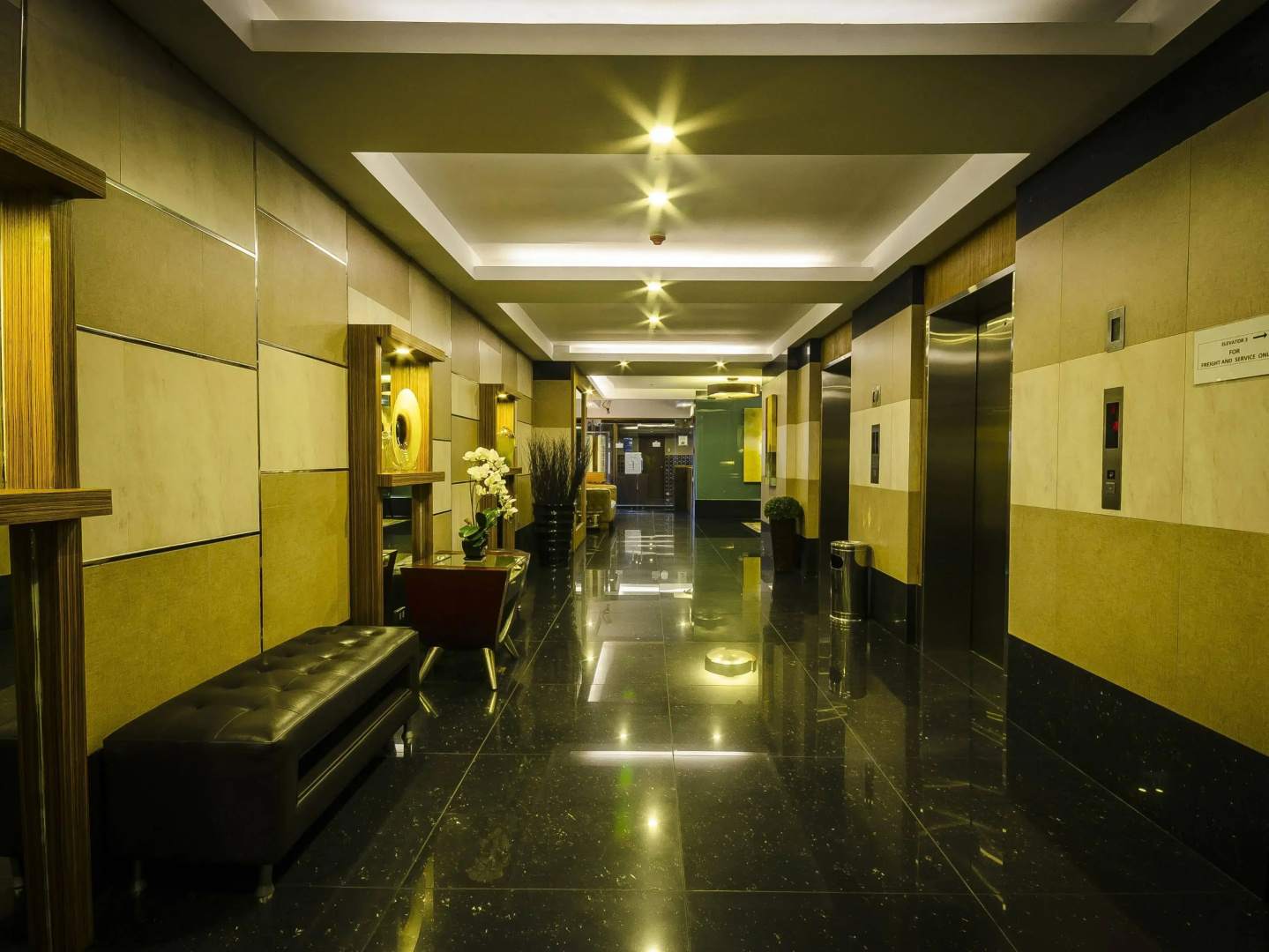 Shaw Residenza Suites
