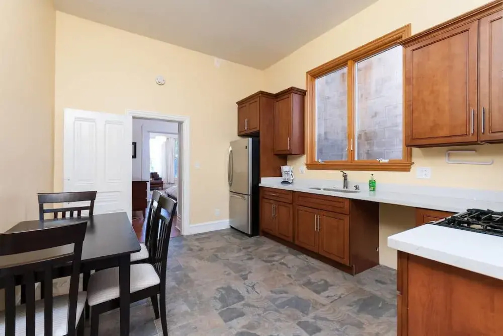 Elegant One Bedroom in Downtown Oakland