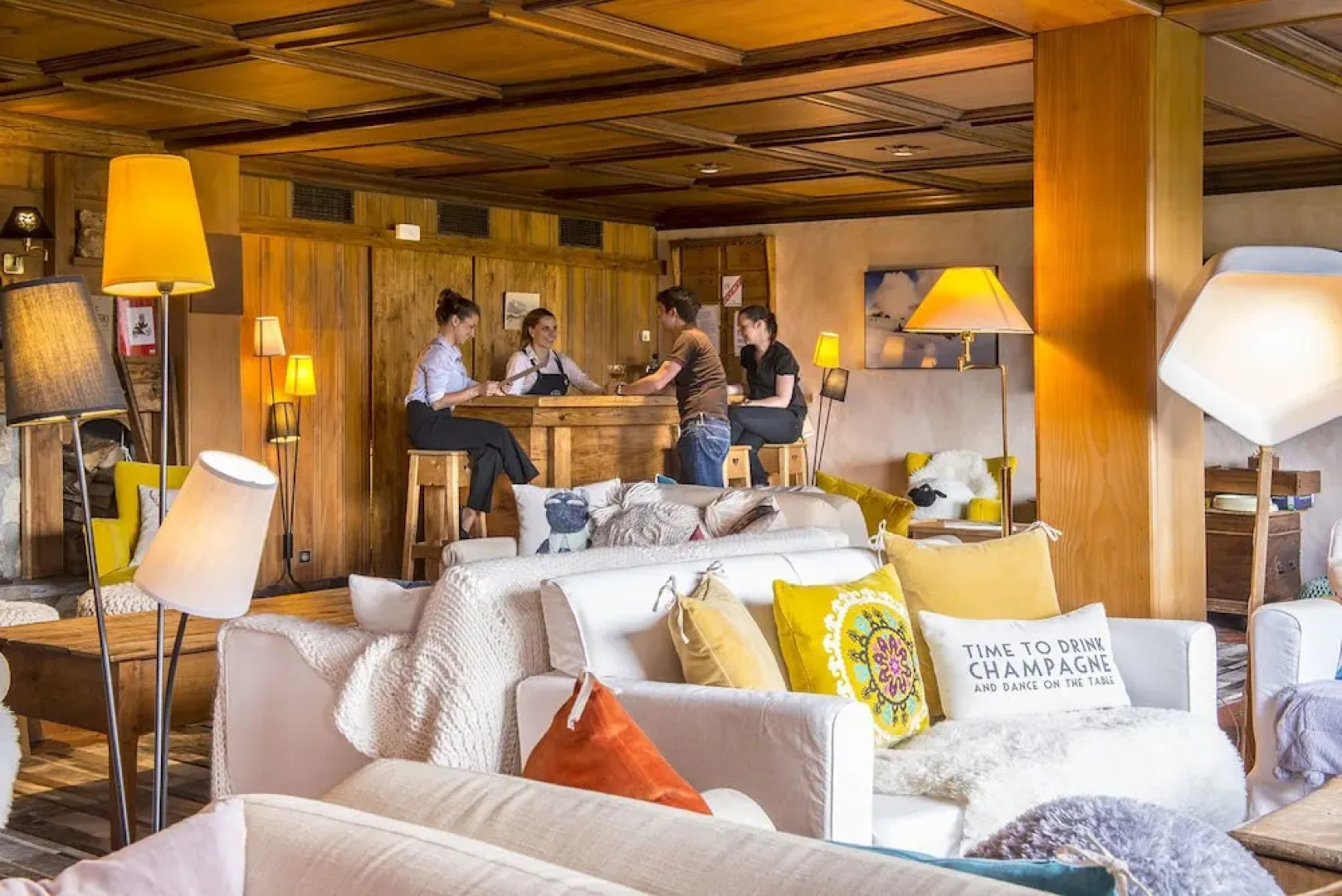 Hôtel Les Roches Fleuries