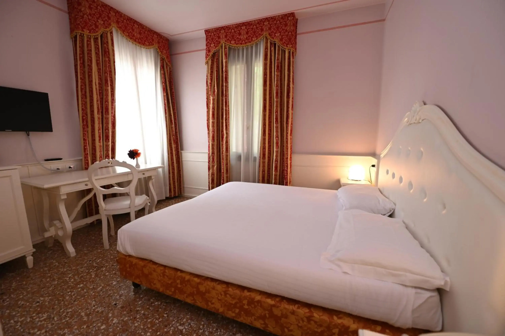 Hotel Villa Patriarca