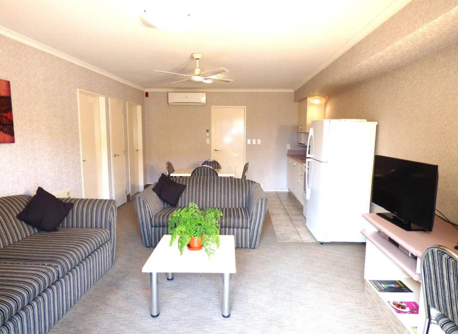 Deco City Motor Lodge