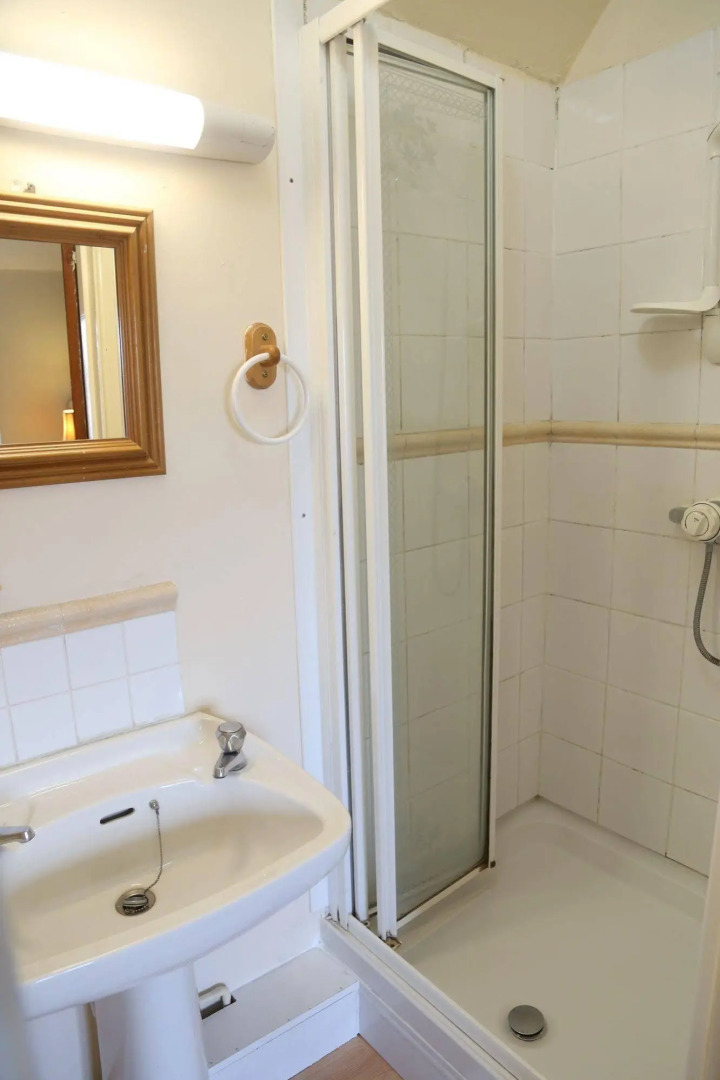 All Seasons Guest House