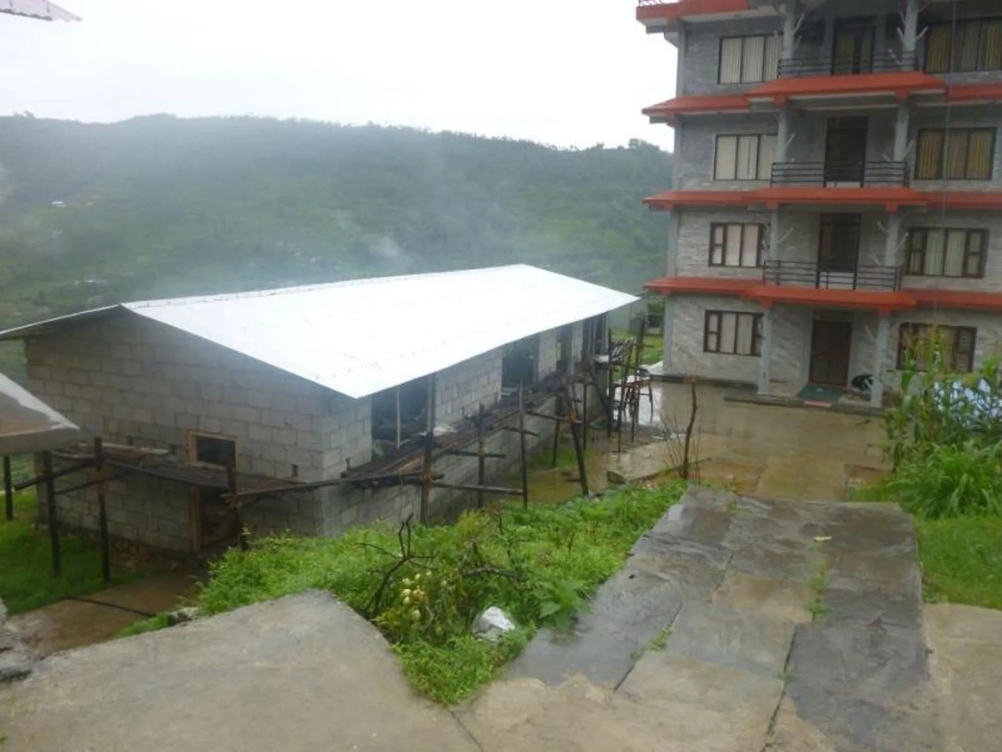 Dhampus Resort