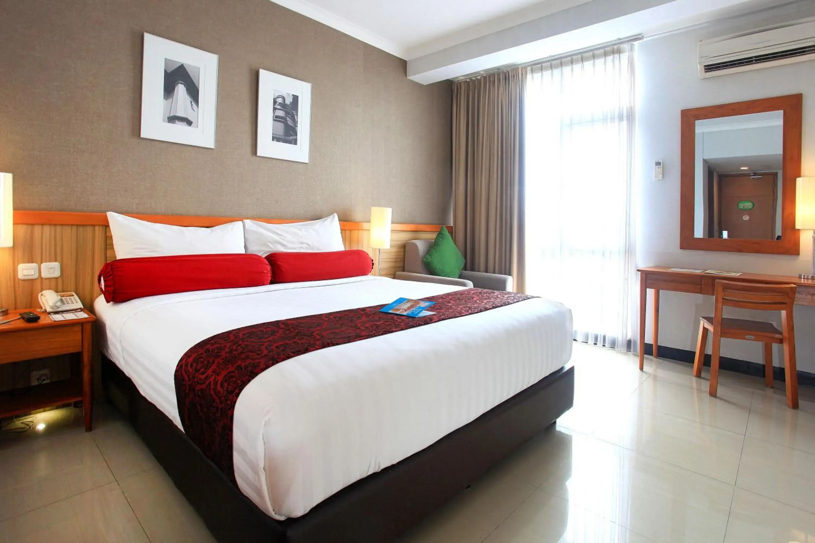 Ivory Hotel Bandung