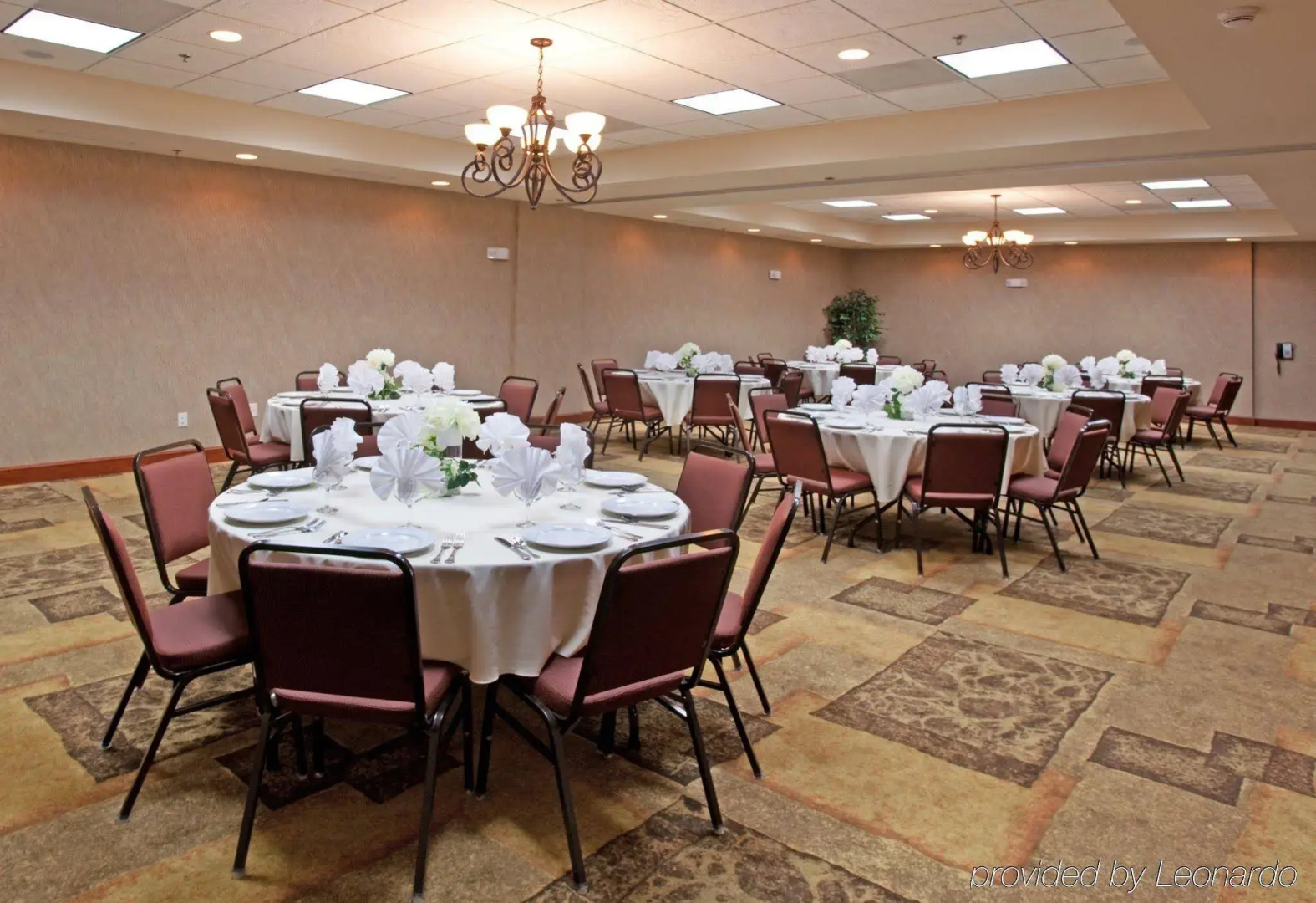 Holiday Inn Express & Suites Trinidad by IHG