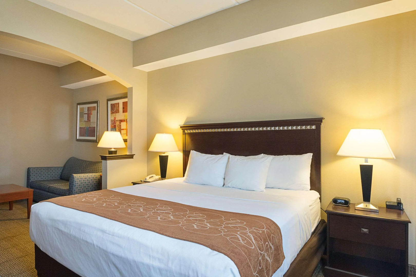 Comfort Suites Beachside